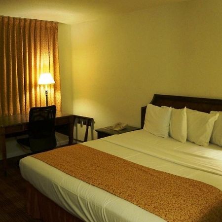 Waterford Inn Dış mekan fotoğraf
