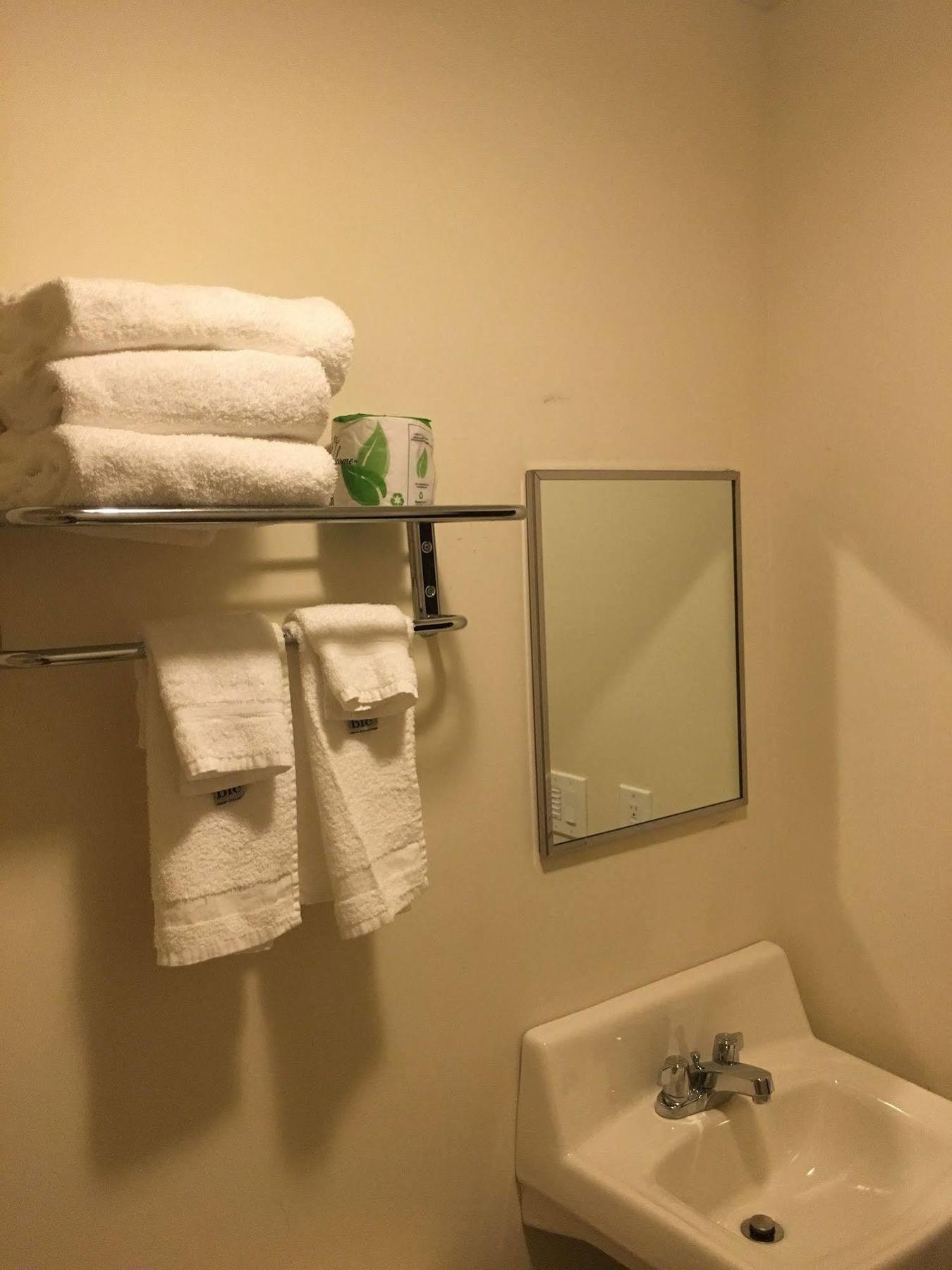 Waterford Inn Dış mekan fotoğraf